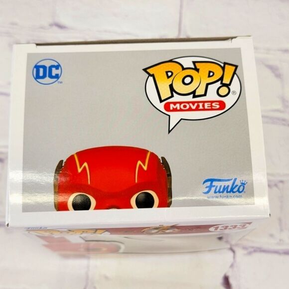 Funko Pop! Movies: DC Comics - The Flash 1333 - Picture 10 of 12